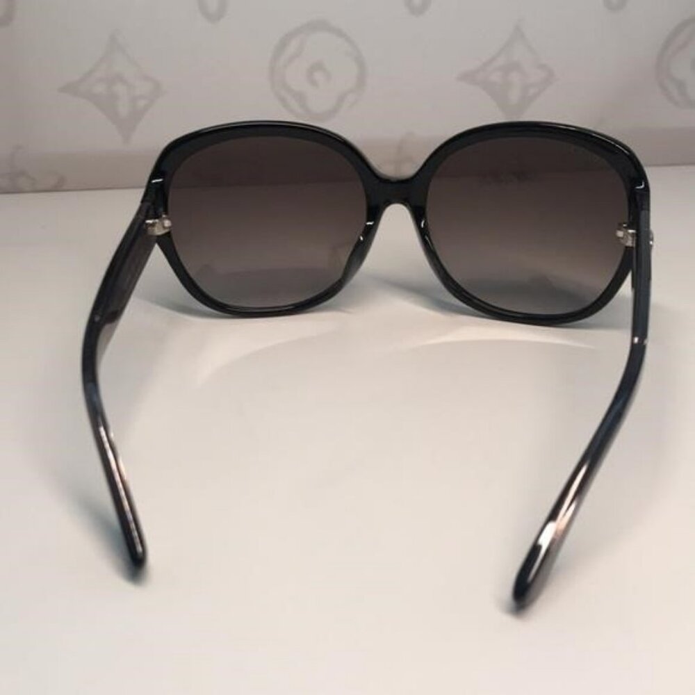New Authentic Gucci Black Women's Sunglasses GG0080SK 002 - Picture 5 of 11
